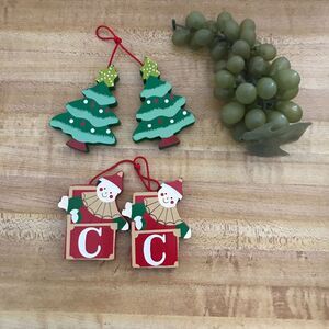 #1081 Wood tree and Jack in the box Christmas ornaments